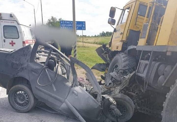 В Абинском районе Кубани разбился водитель Renault