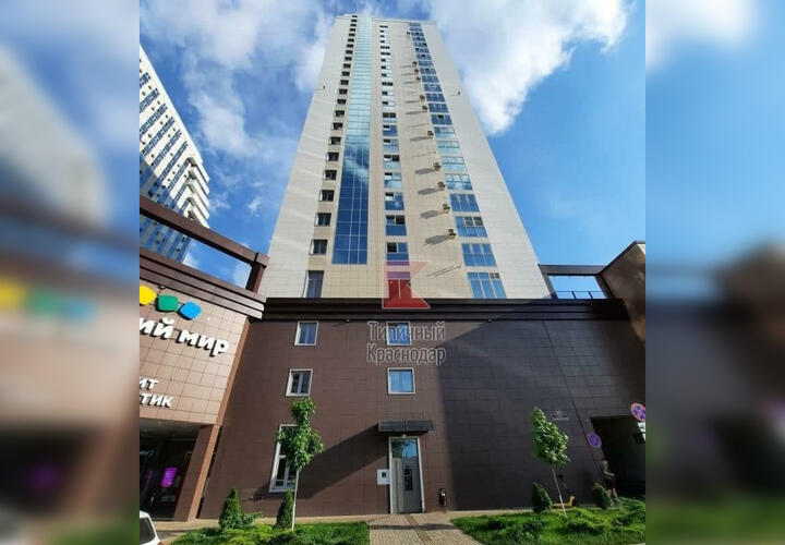 В Краснодаре на 25-этажный дом работает один лифт