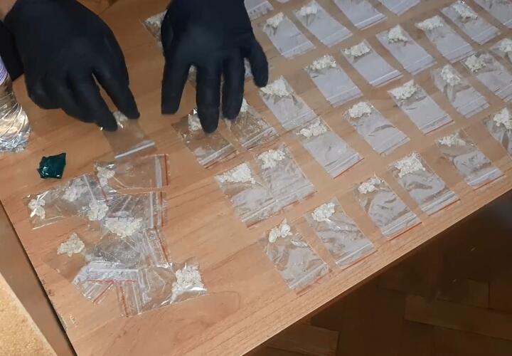 В Крымске наркоторговца поймали с 350 граммами «синтетики»