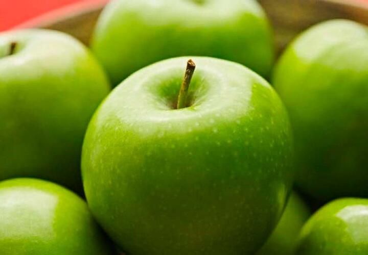 Эндокринолог предупредила об опасности зеленых яблок