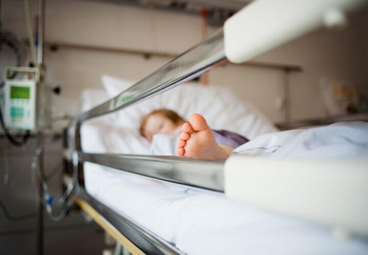 70 детей с поезда «Мурманск-Адлер» находятся в инфекционной больнице Туапсе