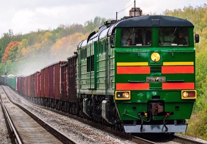 Мужчина ехал из Сочи до Урала 16 дней между вагонами поезда