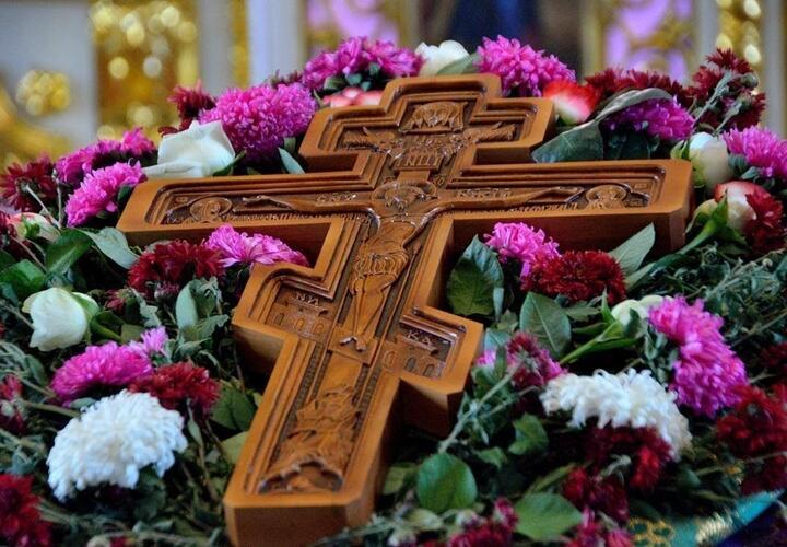 Сегодня православные отмечают праздник Воздвижения Креста Господня