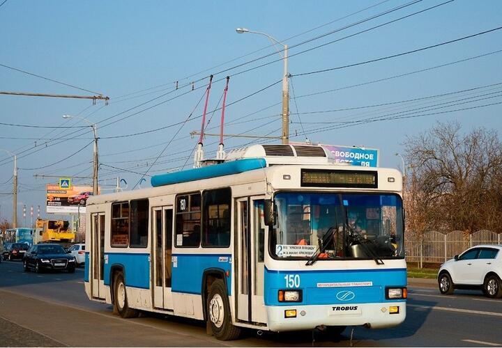 В Краснодаре сократили время работы семи троллейбусных маршрутов