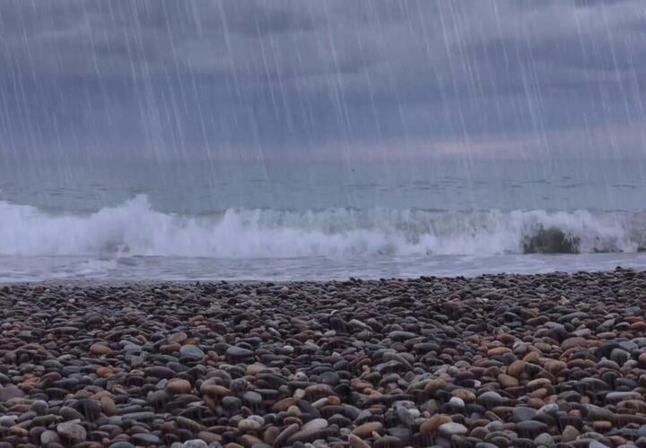На Черноморском побережье пройдут дожди, но потеплеет до 17 градусов