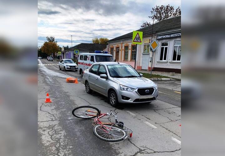 В Краснодарском крае в станице сбили пенсионера на велосипеде