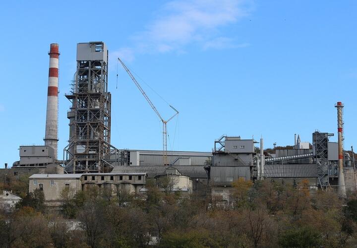 В Новороссийске продается цементный завод, принадлежавший семье Лужкова