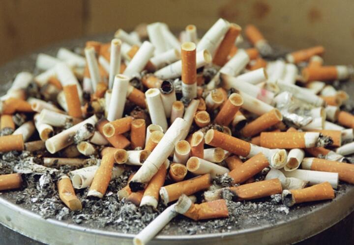 Курильщиков в 2022 году ждут новые штрафы и подорожание сигарет