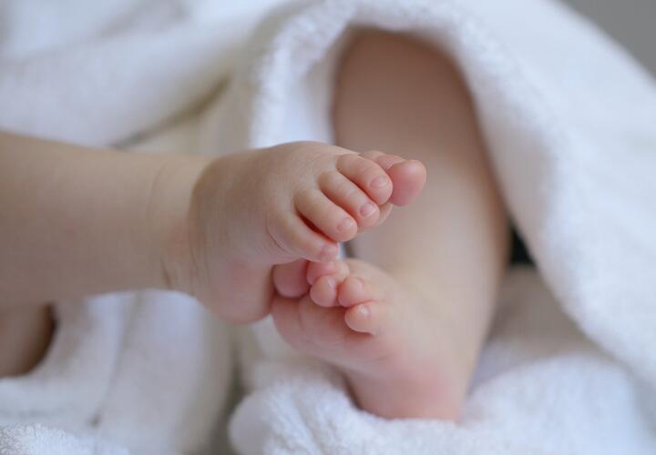 Медик рассказал о состоянии младенцев, рожденных от матерей с COVID