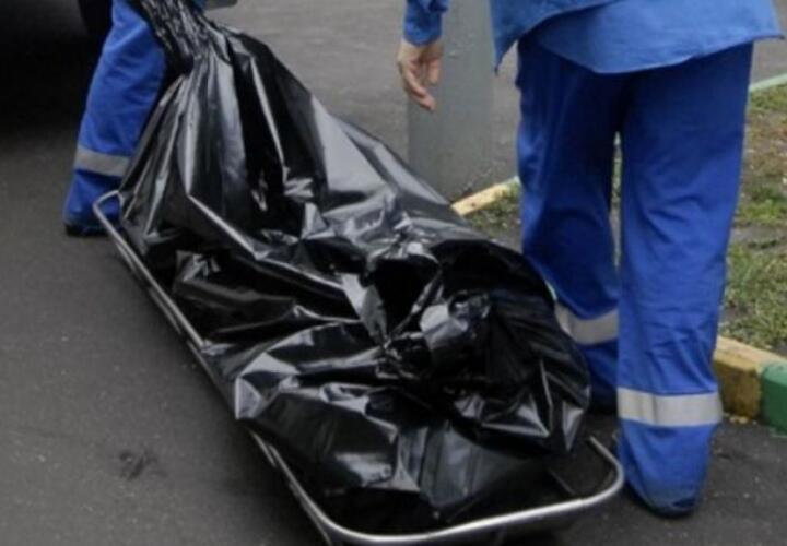 В центре Новороссийска обнаружено тело мужчины