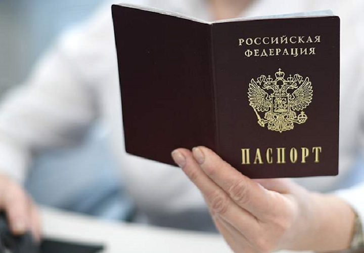  Владимир Путин внес в Госдуму законопроект о гражданстве России