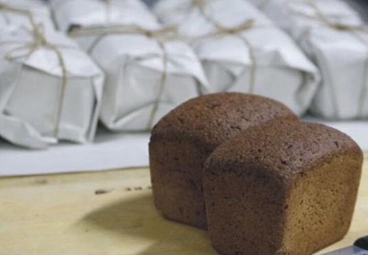 Бизнес на памяти: в Геленджике на продажу выставили «блокадный хлеб»