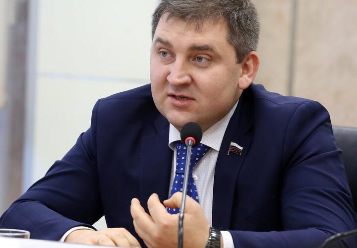 «Кличкомания»: депутат с Кубани обвинил в ретроградстве однопартийцев ВИДЕО