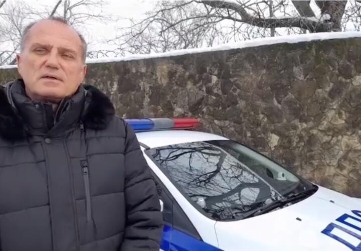 Таксист, высадивший девочку на трассе под Новороссийском, извинился ВИДЕО