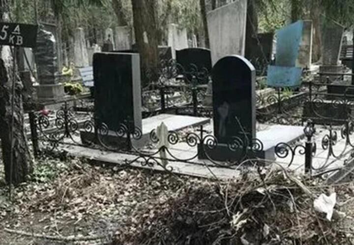 СК рассказал подробности жуткой находки на кладбище в Курганинске