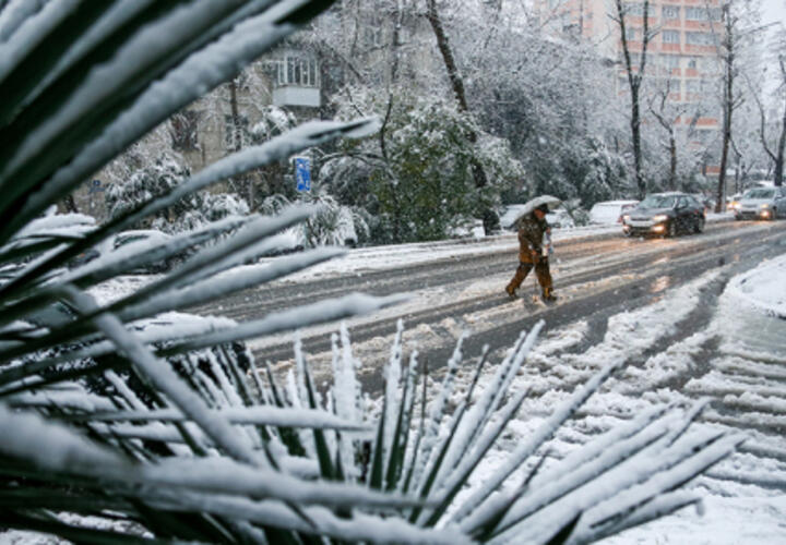 Синоптики снова предупредили о снегопаде в Сочи