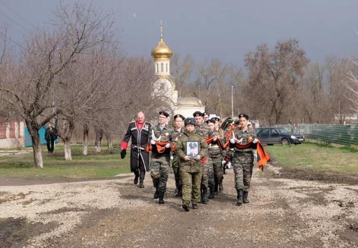 В Павловском районе Кубани простились с рядовым, погибшим на Украине