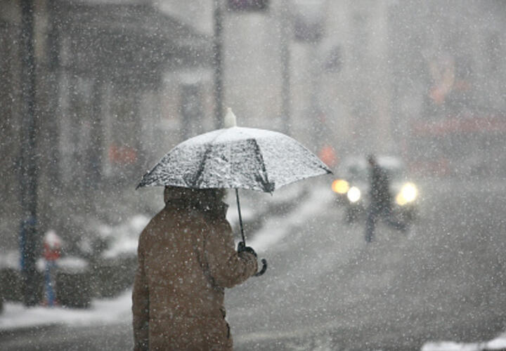 Жителям Кубани посоветовали подготовиться к новым снегопадам