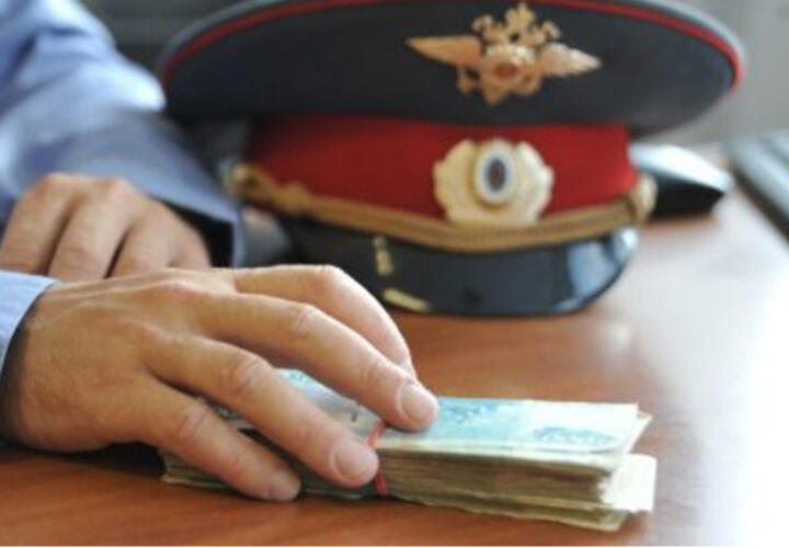 В Краснодаре бывший полковник полиции требовал 40 млн за содействие