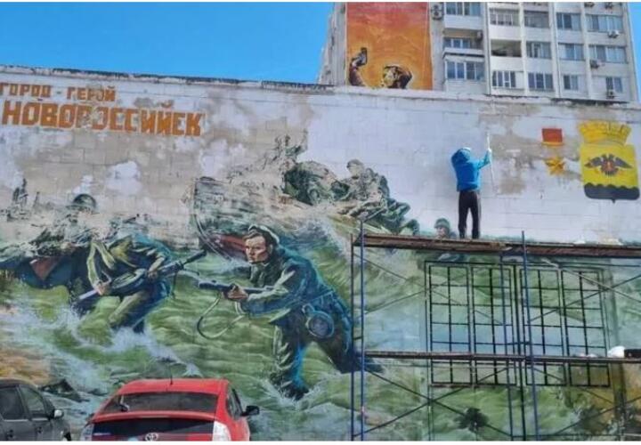 В Новороссийске реставрируют военное граффити на стене музея-заповедника