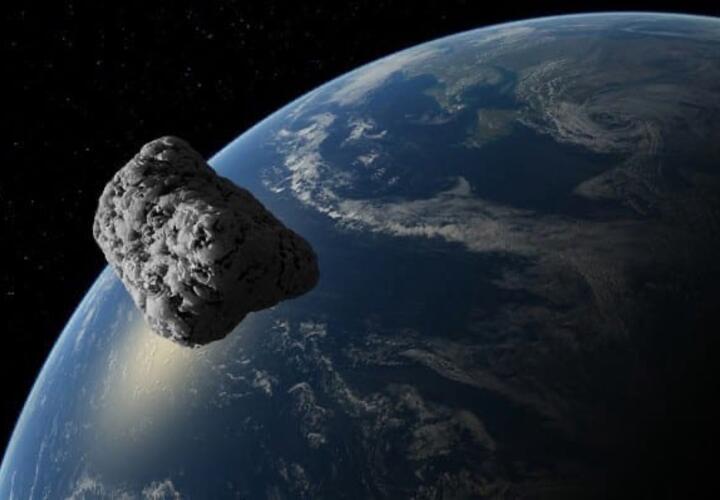 NASA: завтра на Землю может рухнуть гигантский астероид
