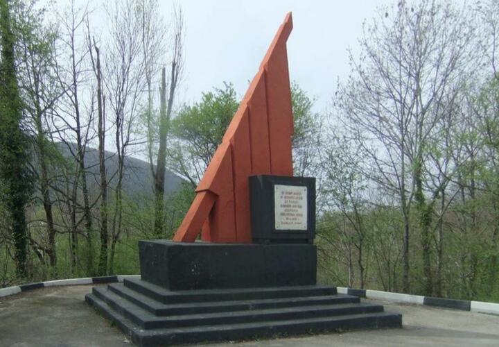 В Геленджике гадко осквернили военный мемориал