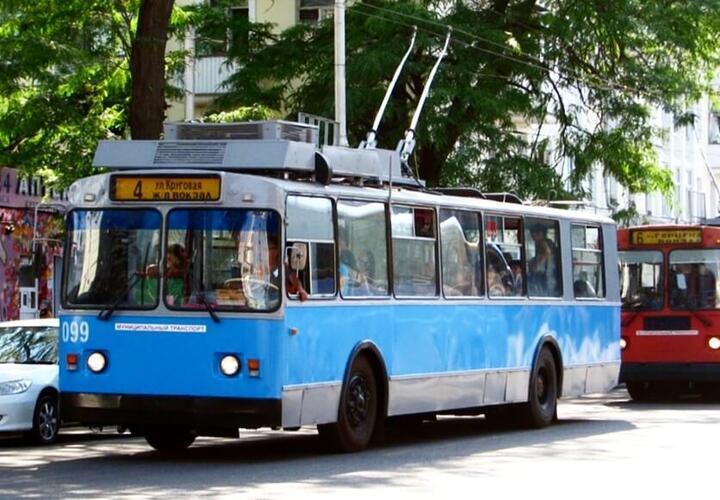 В Краснодаре 9 мая временно изменят маршруты автобусов и троллейбусов 