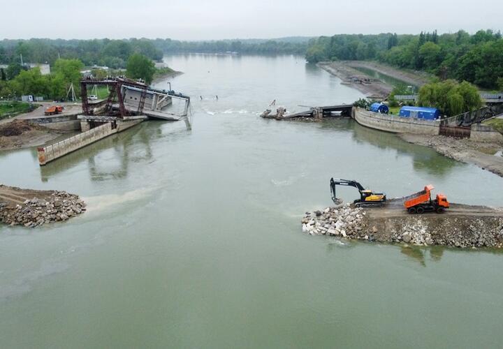 Жители станицы сами нашли спонсора для постройки моста через Кубань