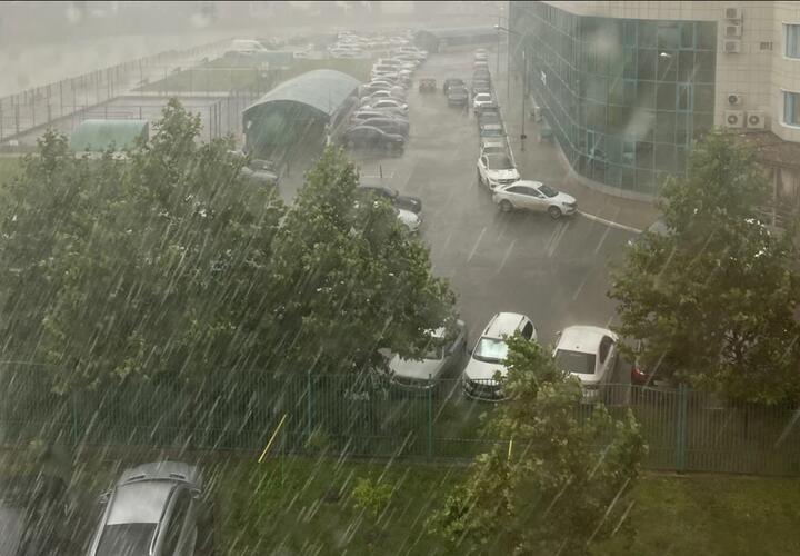 Сегодня вечером в Краснодаре ожидается сильный ливень