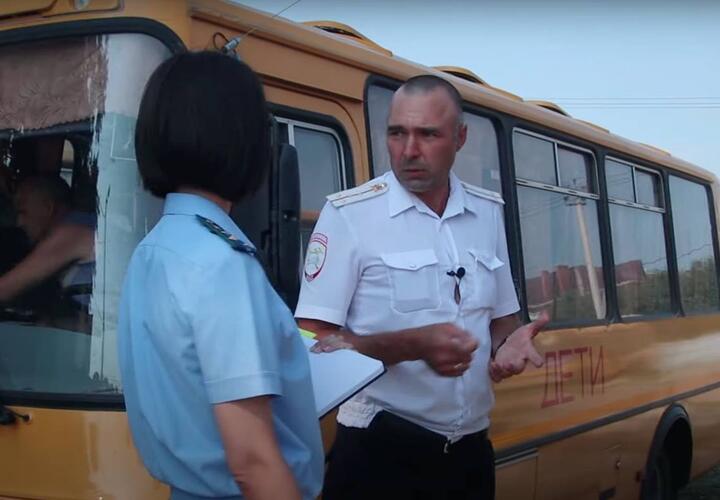 Школьные автобусы, которыми опасно перевозить детей, нашли в Каневском районе Кубани