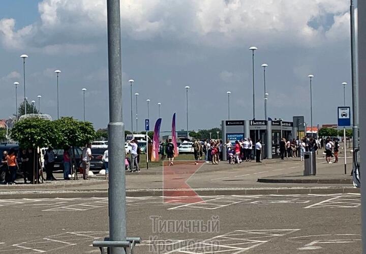 В Краснодаре эвакуировали посетителей и персонал Oz Mall