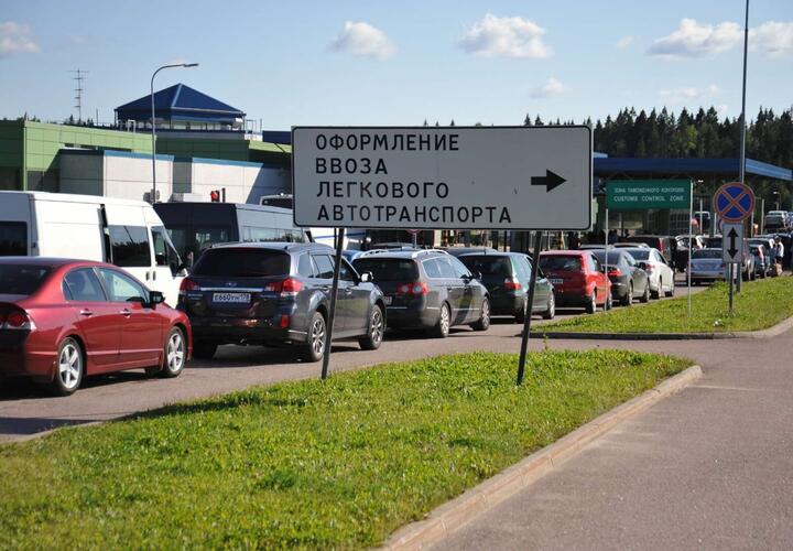Финляндия закрывает границу от россиян