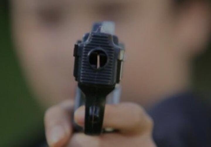 В Анапе студент техникума пришел на пары с пистолетом 