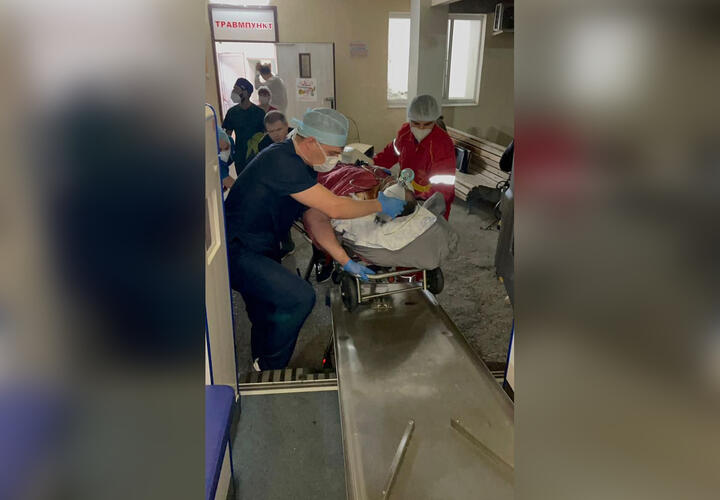Из больницы в Ейске выписали троих пострадавших после крушения самолета