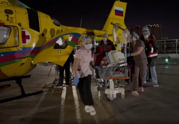 Семь пострадавших в результате ЧП с самолетом в Ейске остаются в реанимации