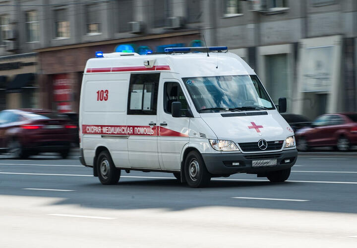 В центре Краснодара водитель иномарки сбил ребенка на пешеходном переходе
