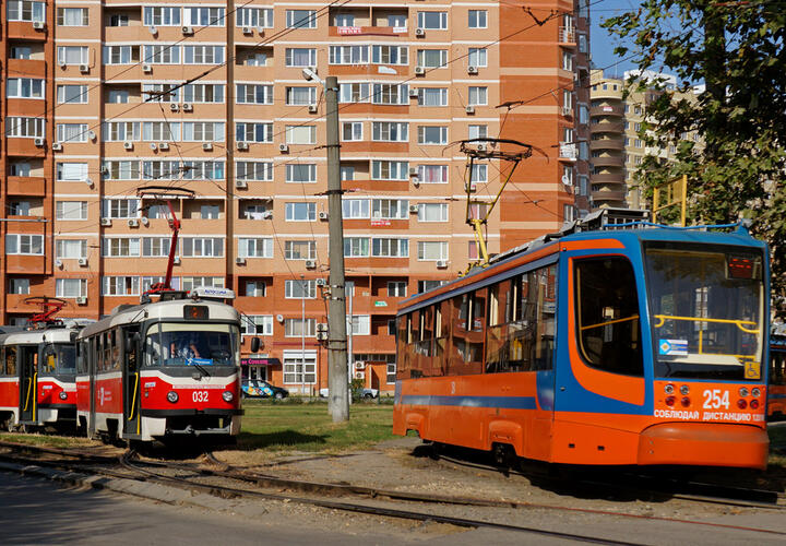В Краснодаре пять трамвайных маршрутов временно изменят схему движения