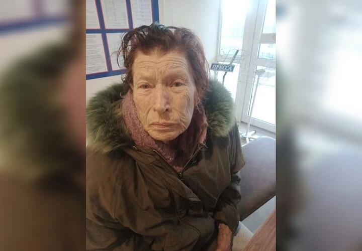 В Новороссийске разыскивают родственников потерявшей память пенсионерки