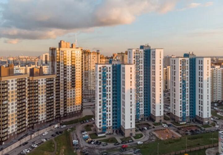 В России зафиксировали рекорд по числу нераспроданных квартир