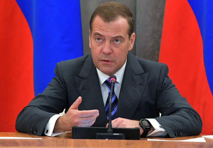 Медведев заявил, что в третьей мировой войне весь мир будет стерт в труху