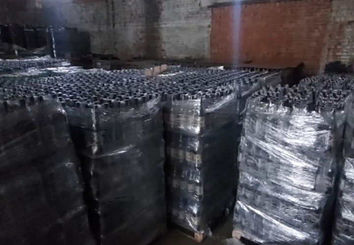 Двое жителей Северной Осетии ввезли на Кубань почти 40 тонн алкоголя 