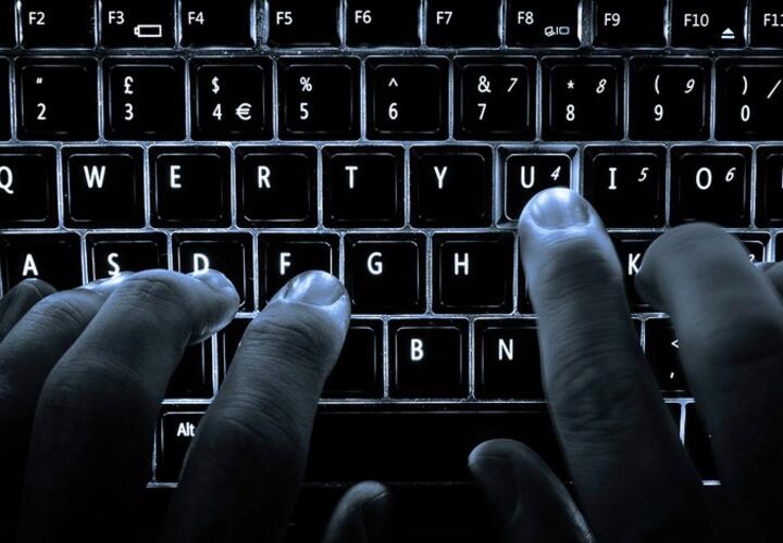 Хакер с Кубани заражал чужие компьютеры вирусом и воровал сведения о счетах