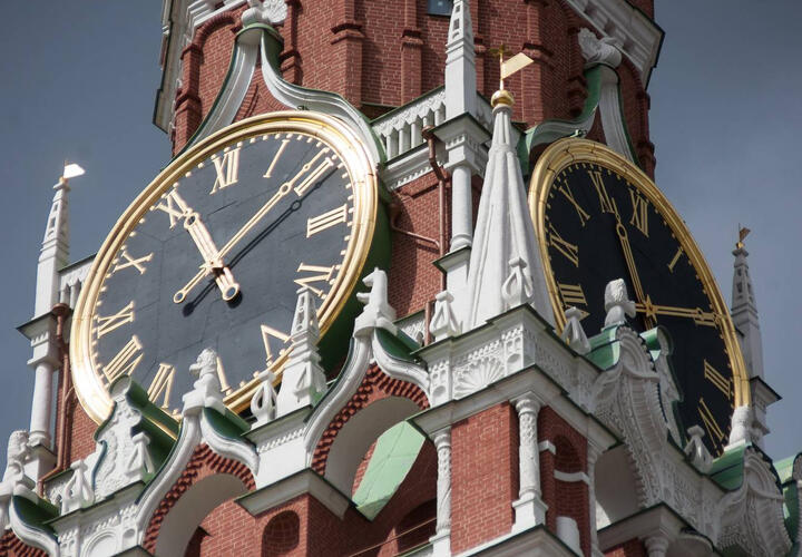 Соскучились: в России предложили снова переводить часы на летнее и зимнее время