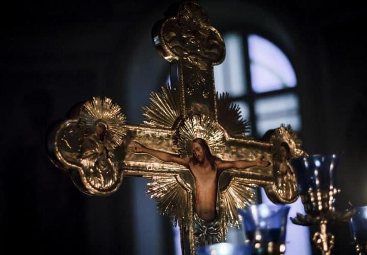Православные христиане отмечают Страстную пятницу