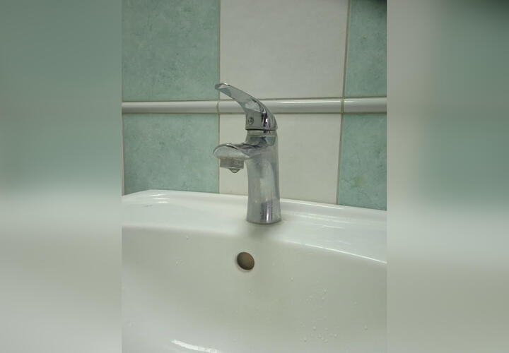 В Краснодаре из-за ДТП пять многоквартирных домов остались без горячей воды