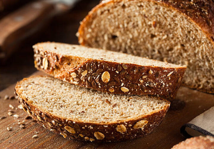 Стало известно, сколько можно съедать хлеба в день 