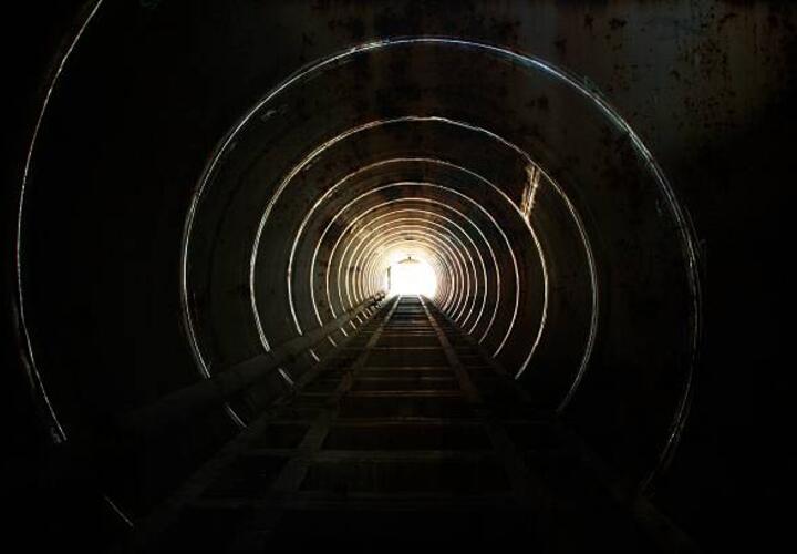 Свет в конце тоннеля: ученые выяснили причину видений во время клинической смерти 