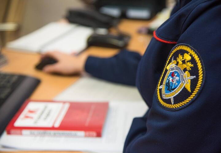 В Майкопе полицейский сливал информацию из базы МВД частному детективу