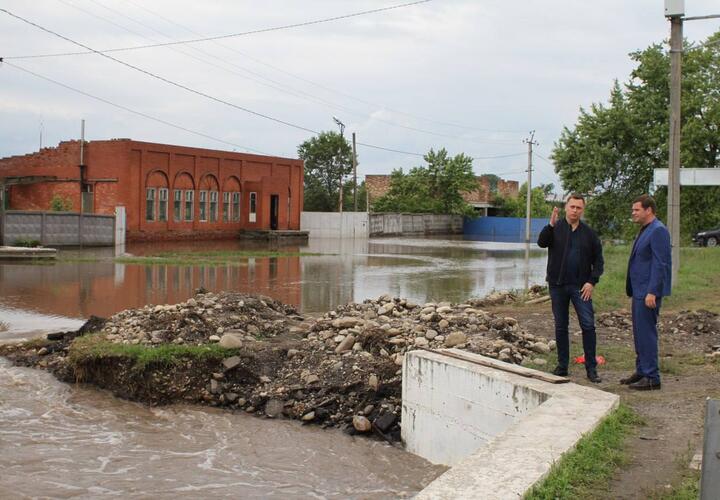 Армавир и Лабинской район Краснодарского края вновь затопило