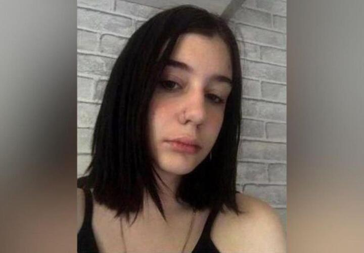 В Краснодаре ищут пропавшую 14-летнюю школьницу